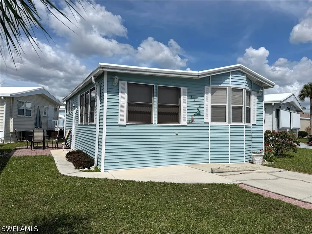 4710 Pilgrims Way W Estero FL 33928