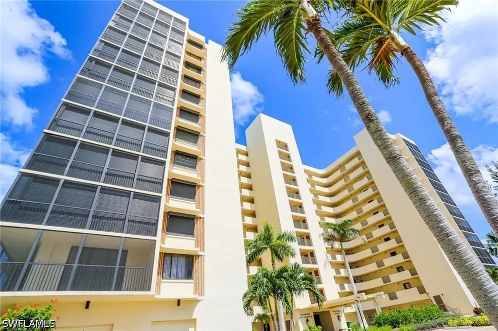 15 Bluebill Avenue Naples FL 34108