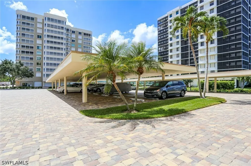 15 Bluebill Avenue Naples FL 34108