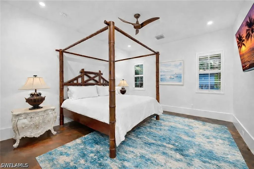 2401 Coach House Lane Naples FL 34105