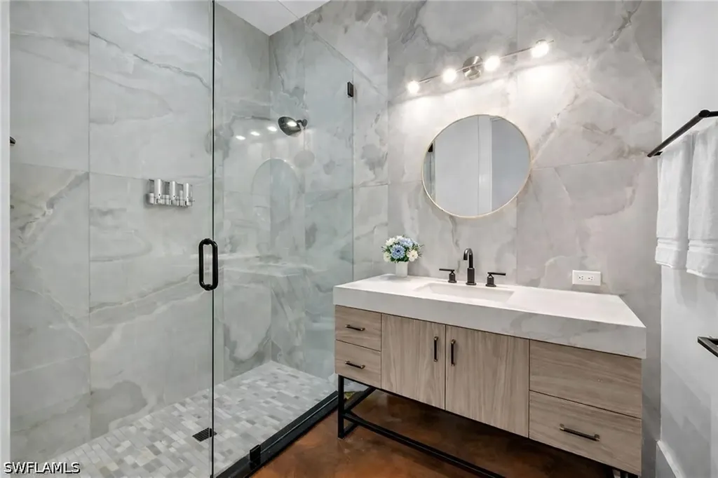 2401 Coach House Lane Naples FL 34105