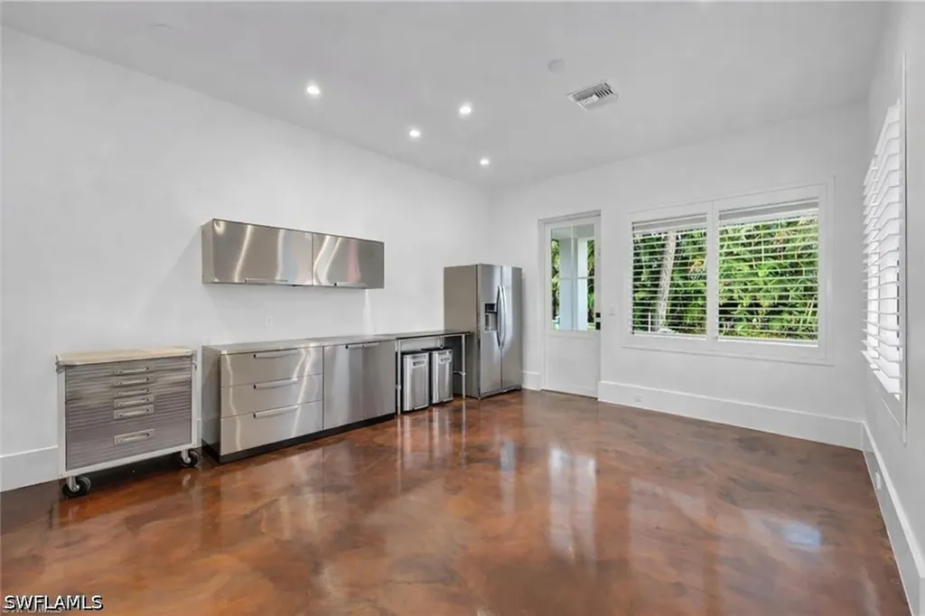 2401 Coach House Lane Naples FL 34105
