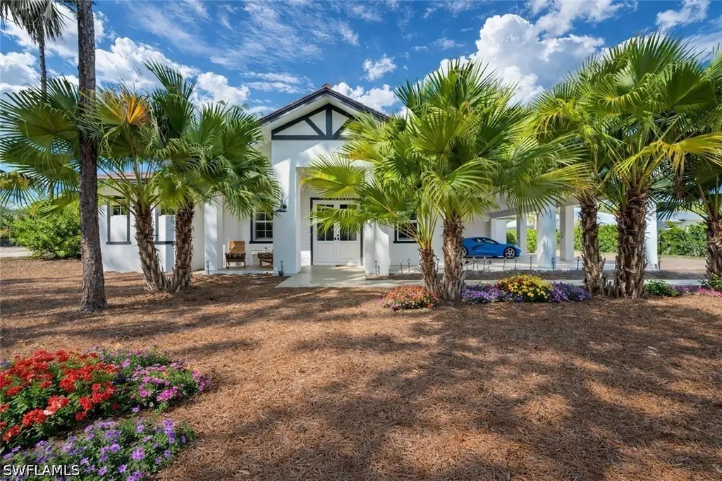 2401 Coach House Lane Naples FL 34105