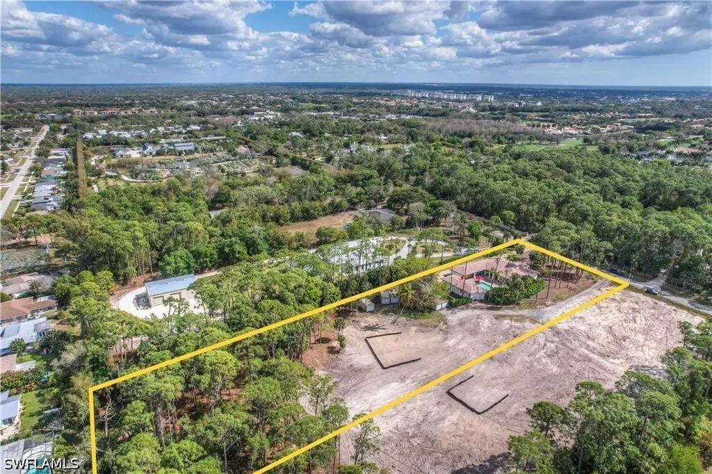2401 Coach House Lane Naples FL 34105
