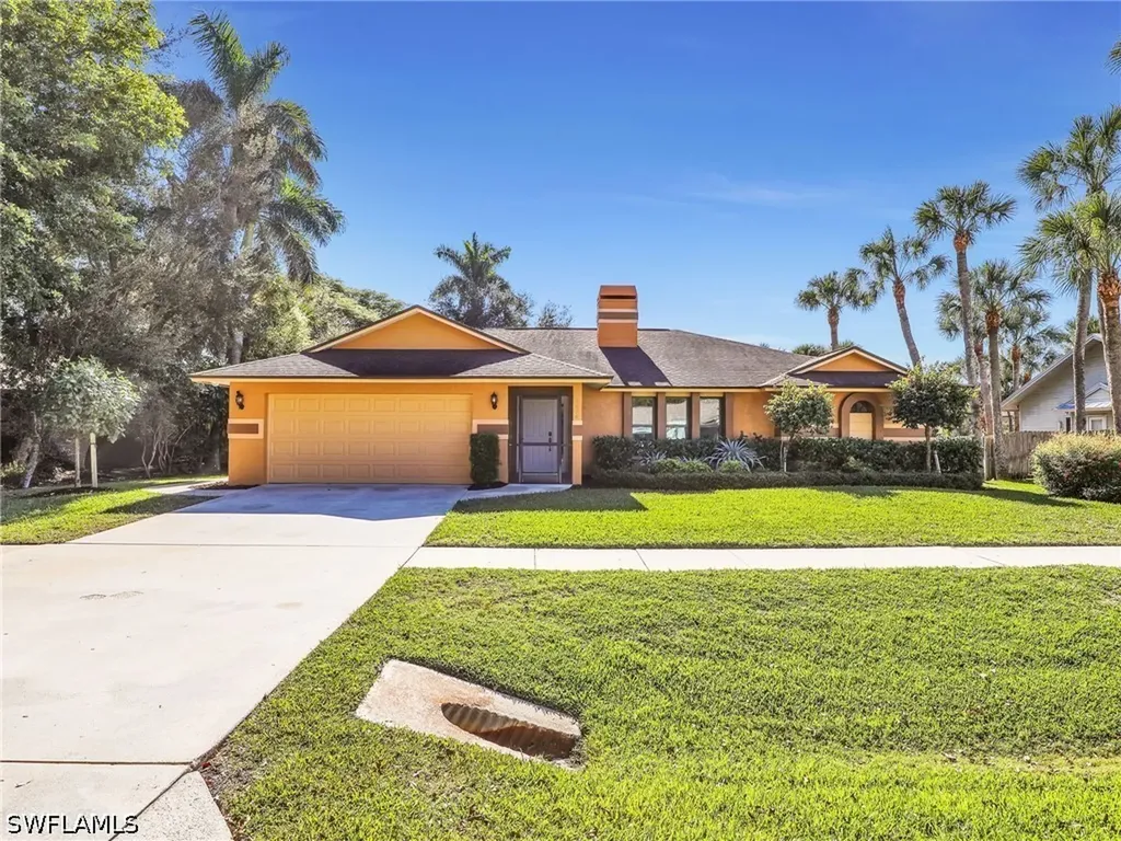 2474 Outrigger Lane Naples FL 34104