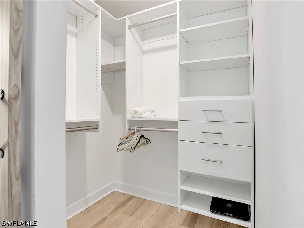 2474 Outrigger Lane Naples FL 34104