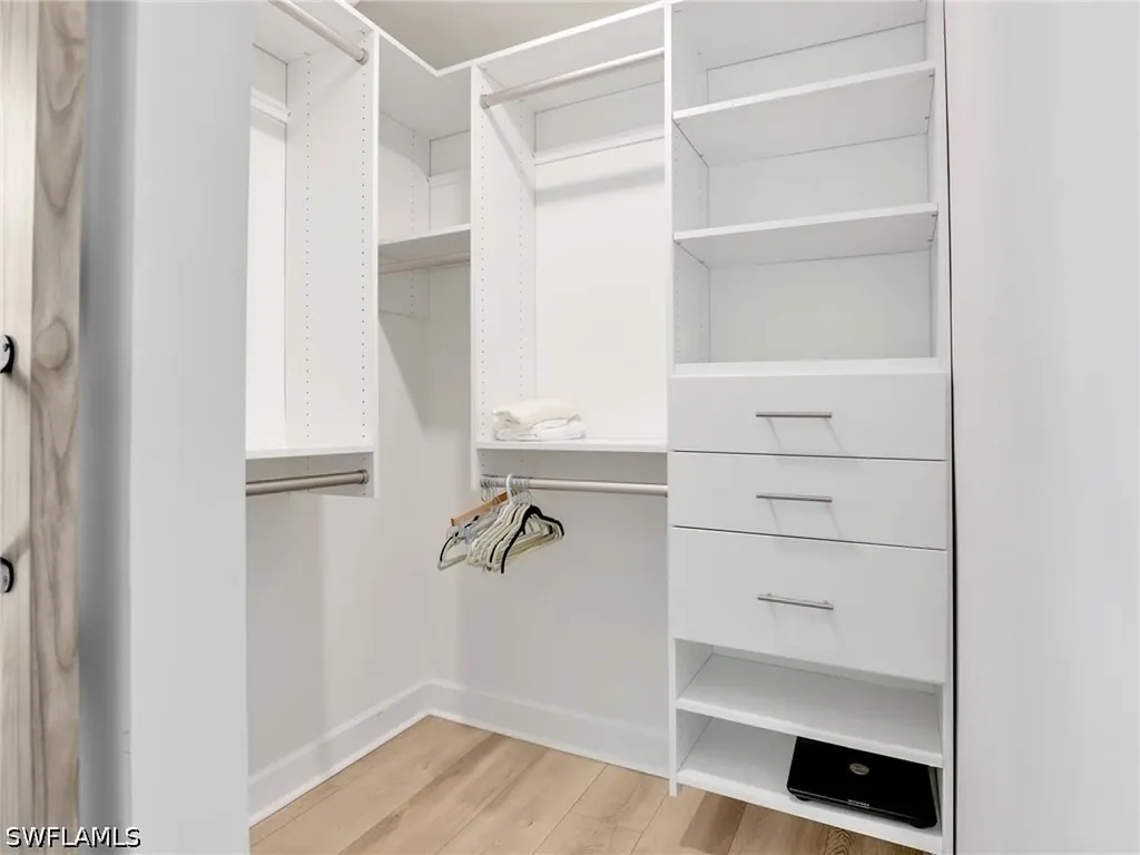 2474 Outrigger Lane Naples FL 34104