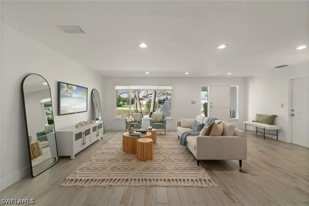 4937 Royal Palm Drive Estero FL 33928