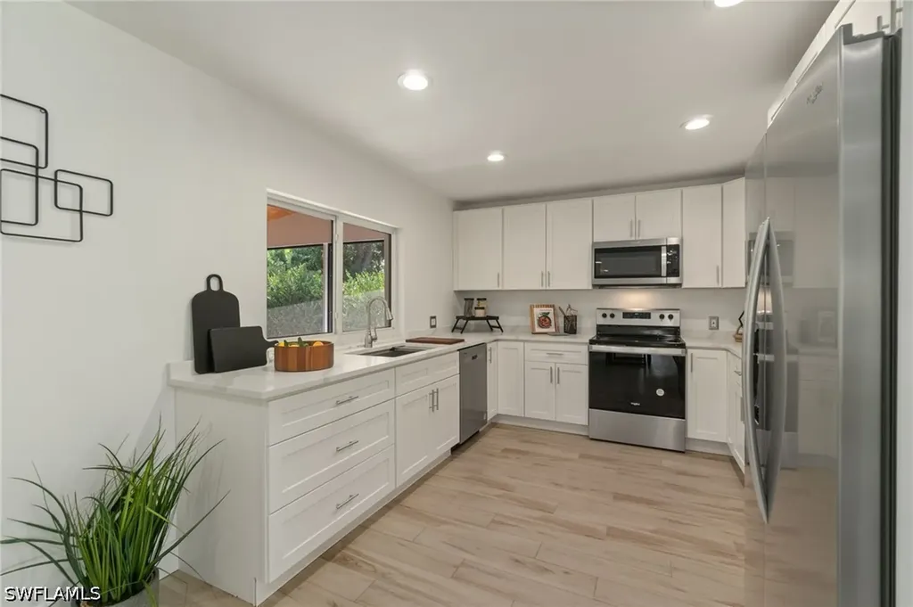 4937 Royal Palm Drive Estero FL 33928