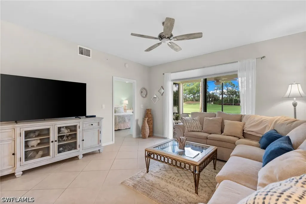 2335 Carrington Court Naples FL 34109