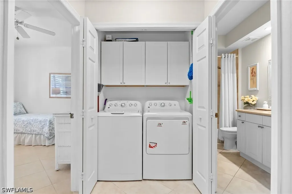 2335 Carrington Court Naples FL 34109