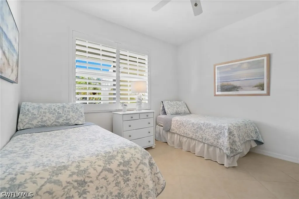 2335 Carrington Court Naples FL 34109