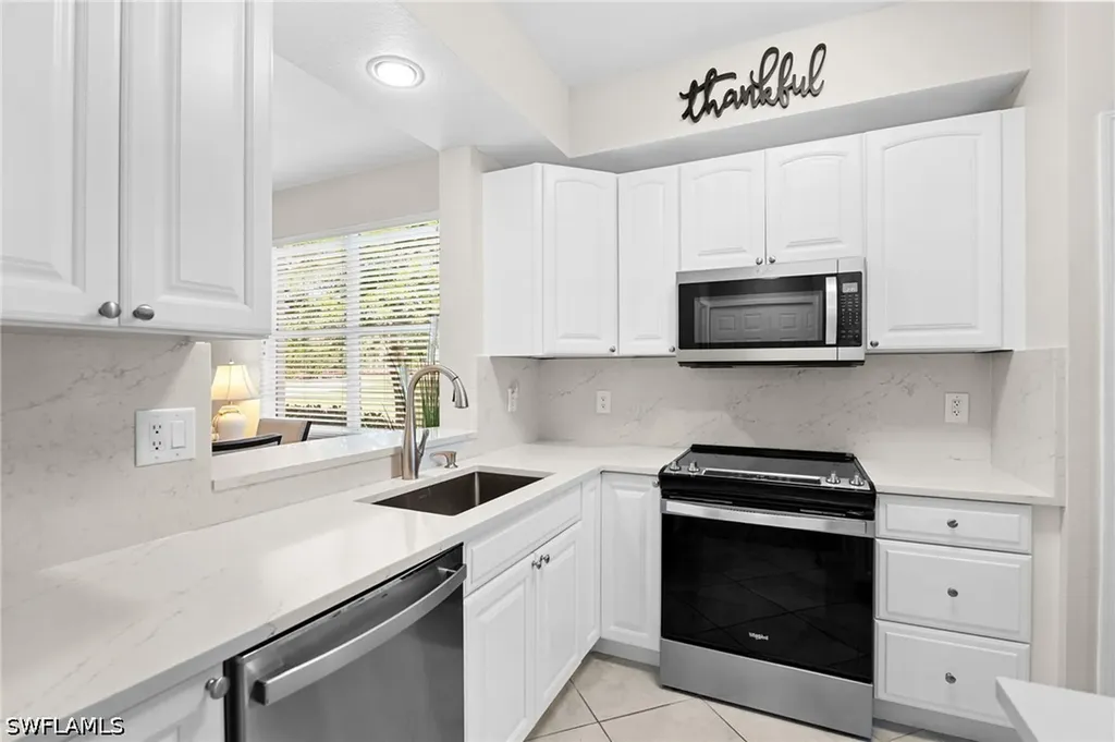 2335 Carrington Court Naples FL 34109