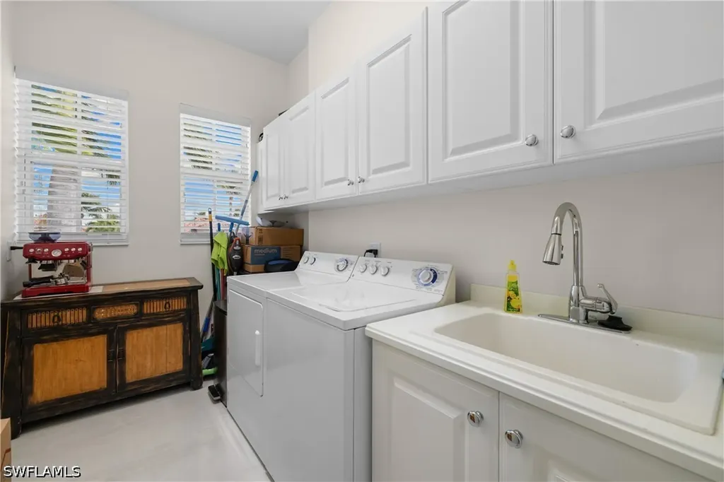 9041 Cherry Oaks Trail Naples FL 34114