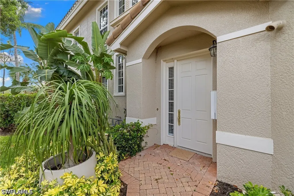 9041 Cherry Oaks Trail Naples FL 34114