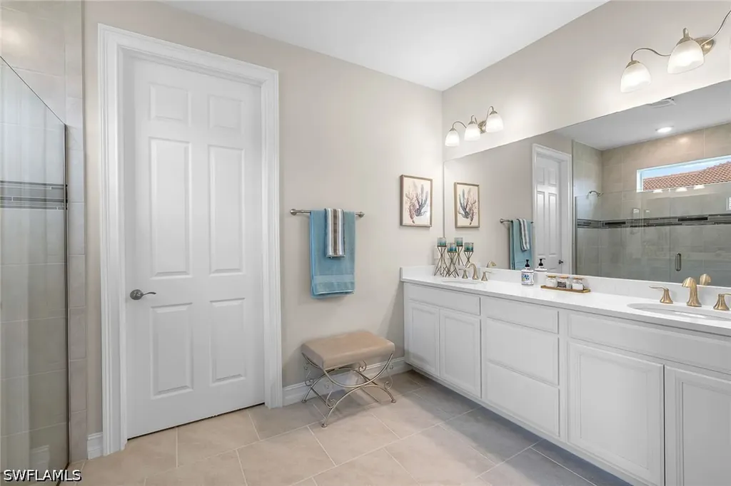 18713 Lake Hammock Drive Naples FL 34114