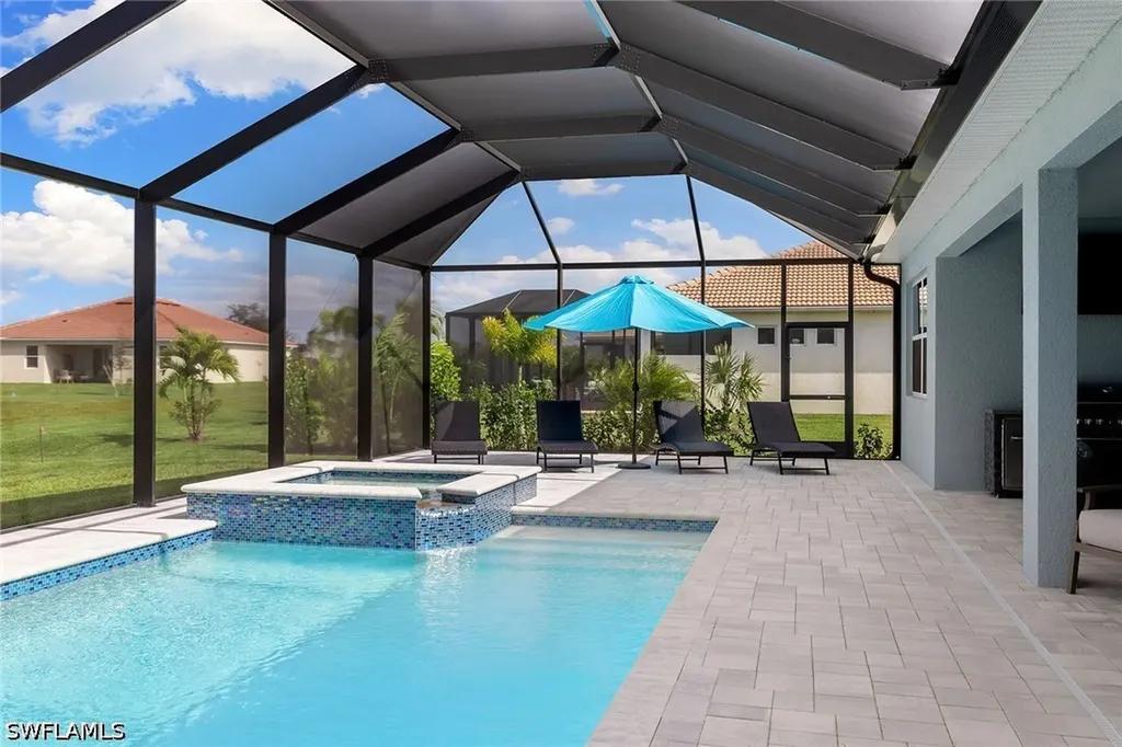18713 Lake Hammock Drive Naples FL 34114