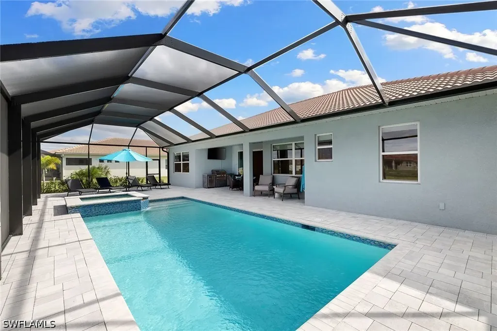 18713 Lake Hammock Drive Naples FL 34114