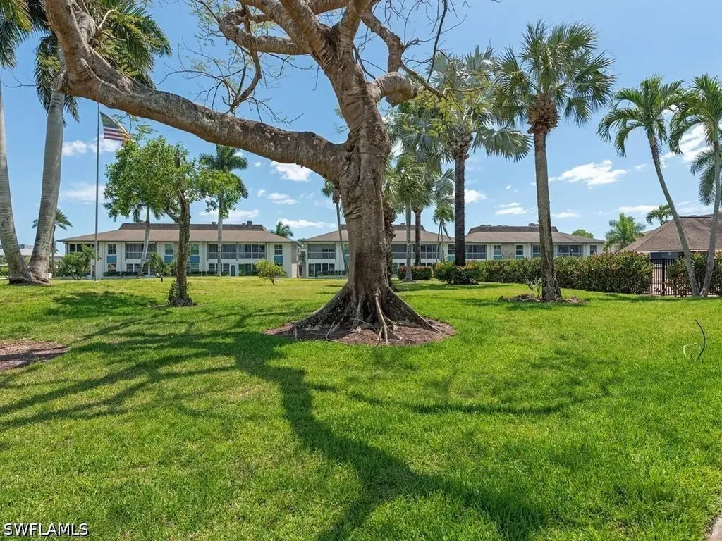 325 Charlemagne Boulevard Naples FL 34112