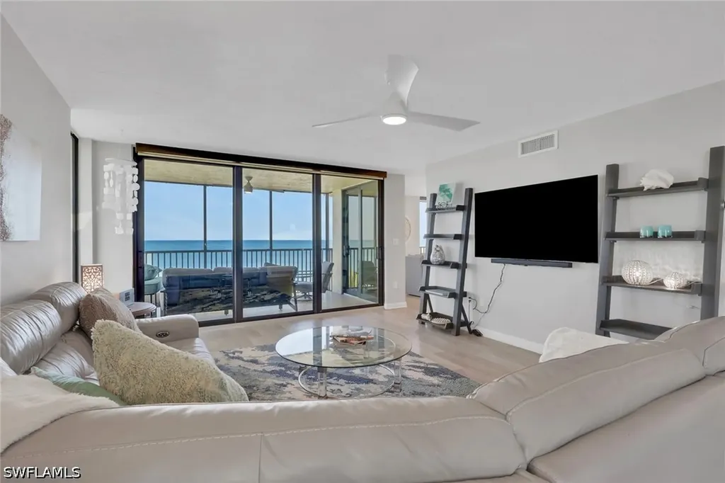10475 Gulf Shore Drive Naples FL 34108