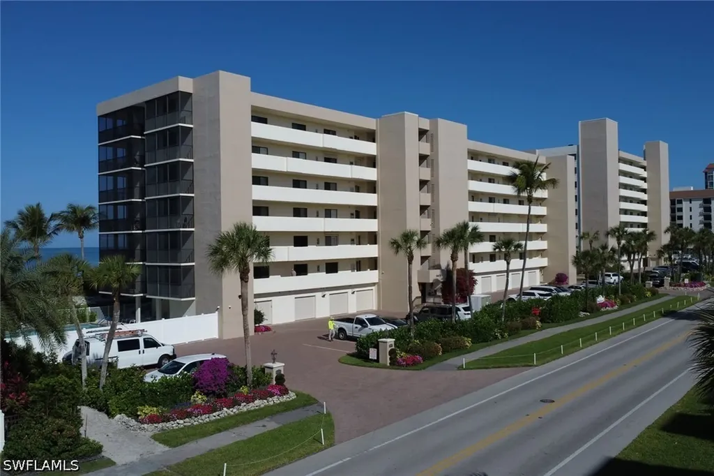 10475 Gulf Shore Drive Naples FL 34108