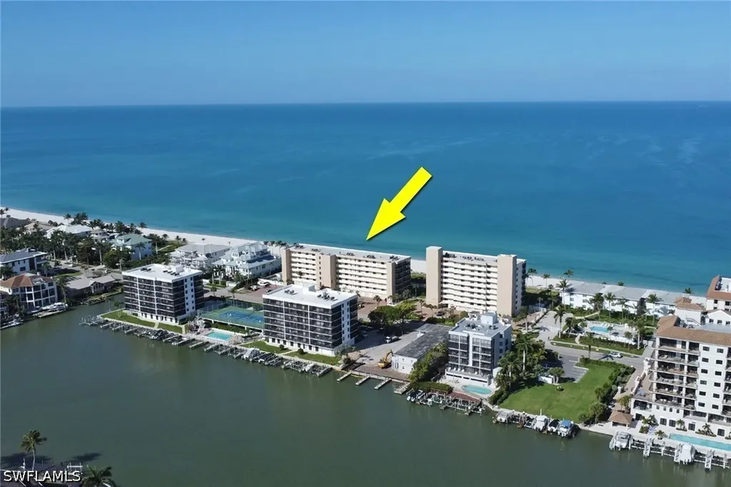 10475 Gulf Shore Drive Naples FL 34108