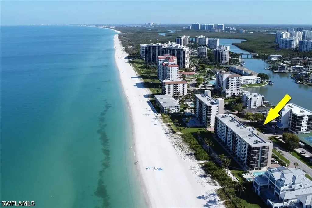 10475 Gulf Shore Drive Naples FL 34108