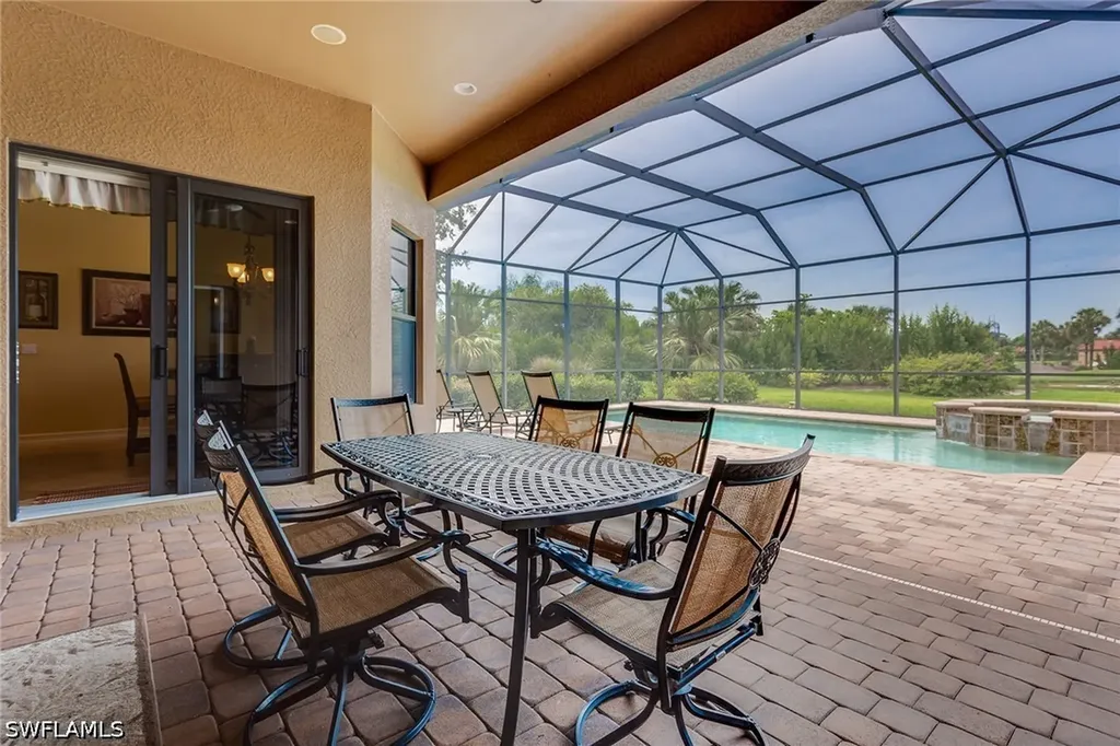 7771 Cottesmore Drive Naples FL 34113