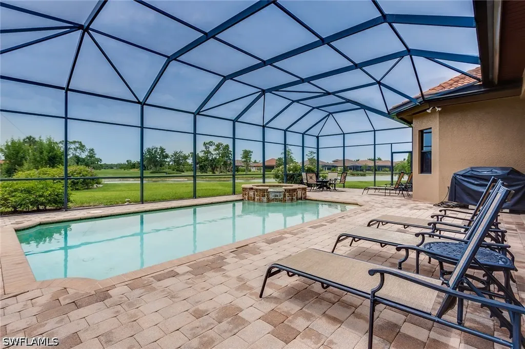 7771 Cottesmore Drive Naples FL 34113