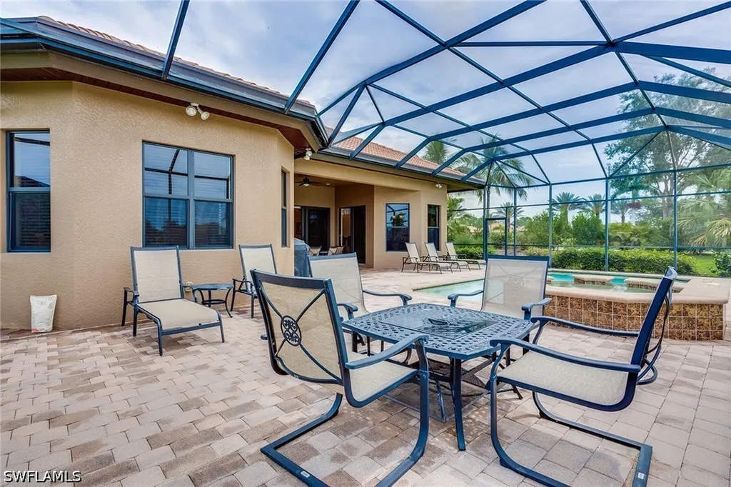 7771 Cottesmore Drive Naples FL 34113