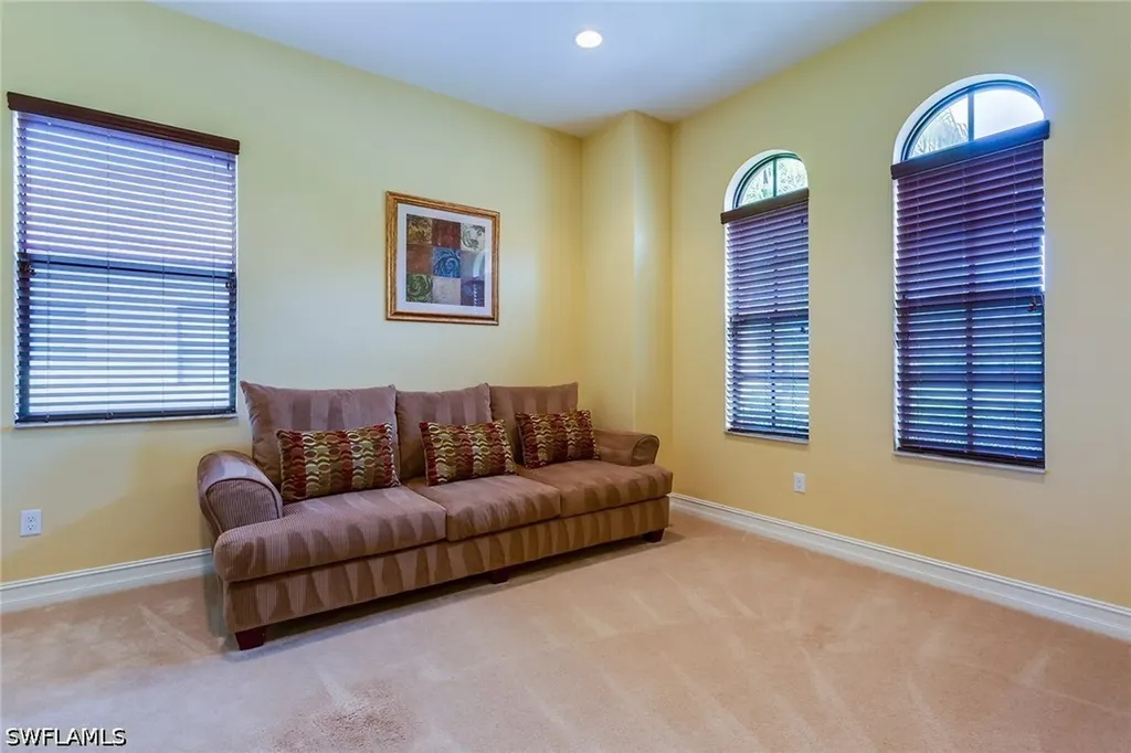 7771 Cottesmore Drive Naples FL 34113