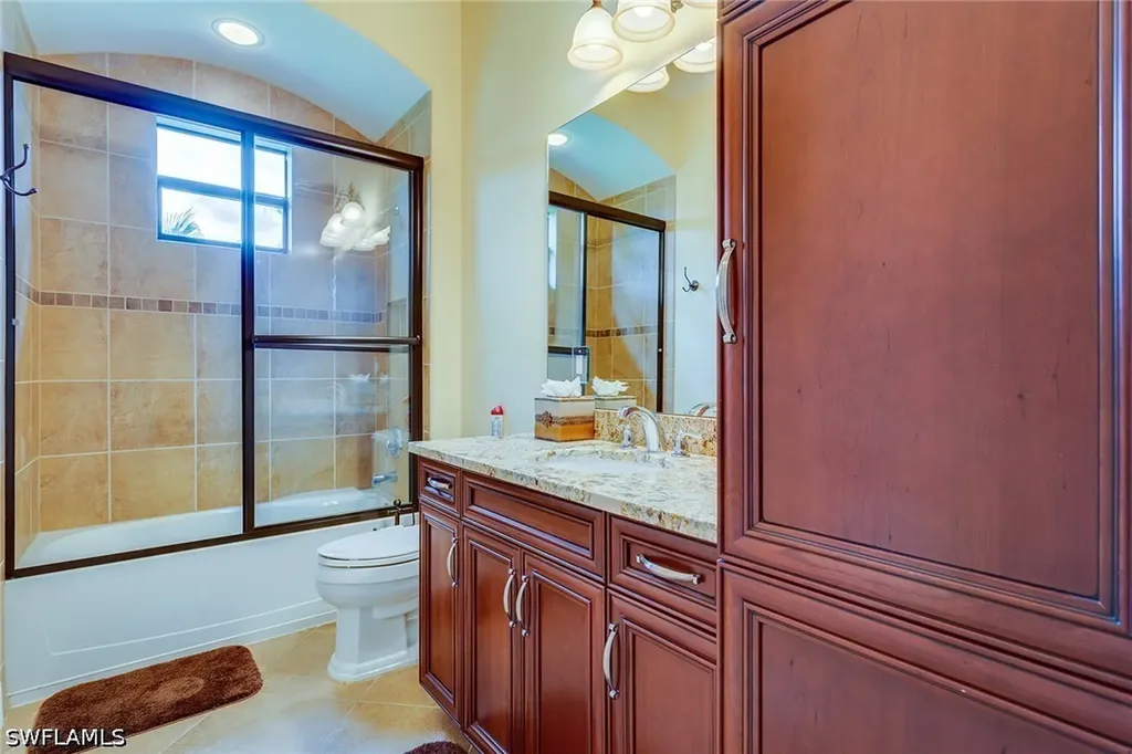 7771 Cottesmore Drive Naples FL 34113