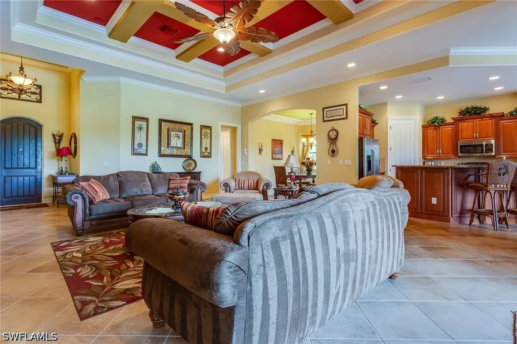 7771 Cottesmore Drive Naples FL 34113