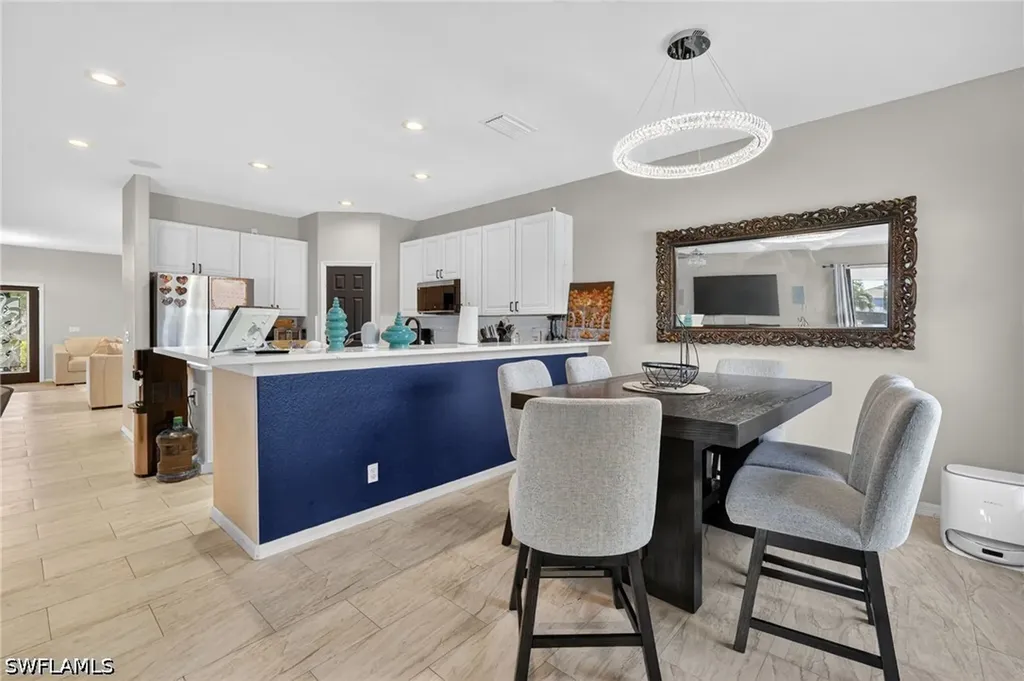 2645 Fishtail Palm Court Naples FL 34120