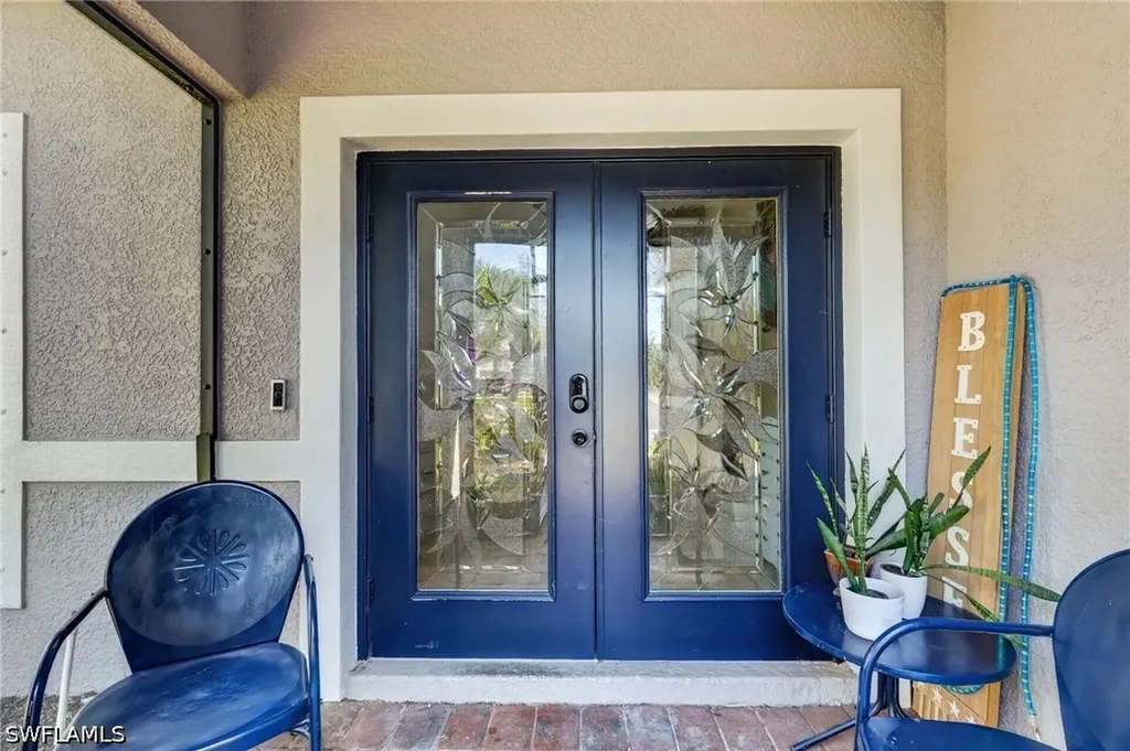 2645 Fishtail Palm Court Naples FL 34120