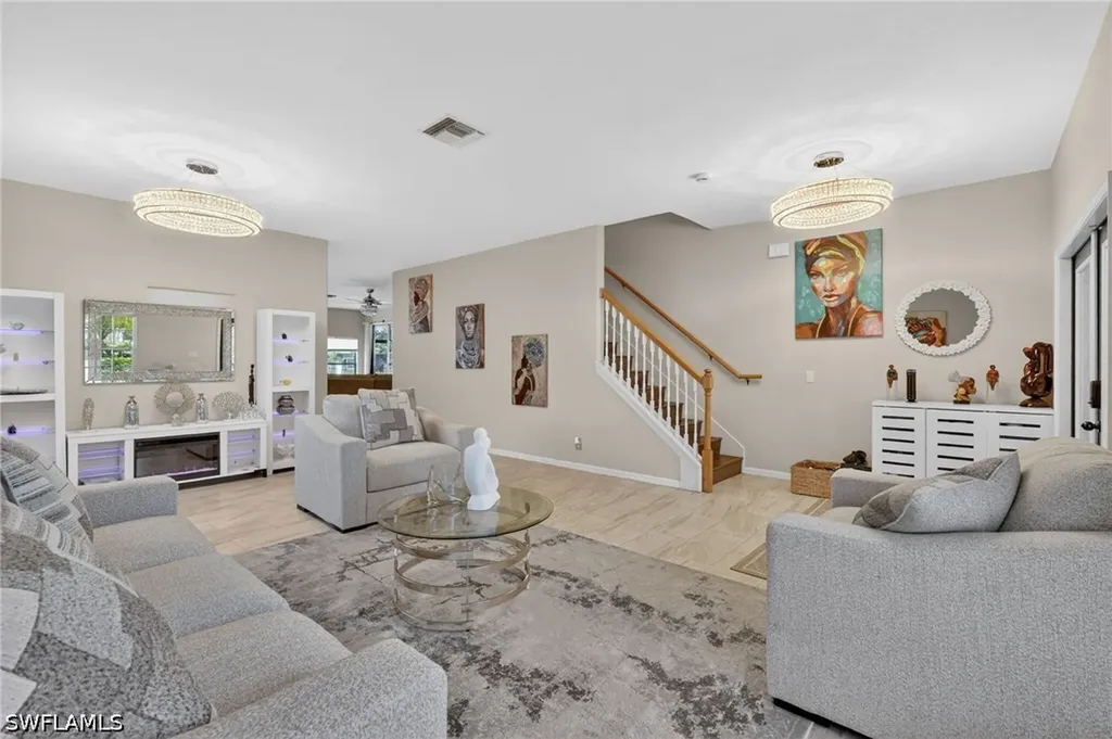 2645 Fishtail Palm Court Naples FL 34120