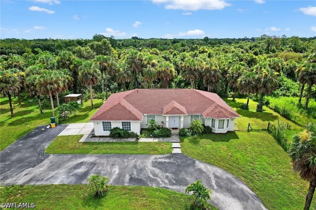 850 29th Street SW Naples FL 34117