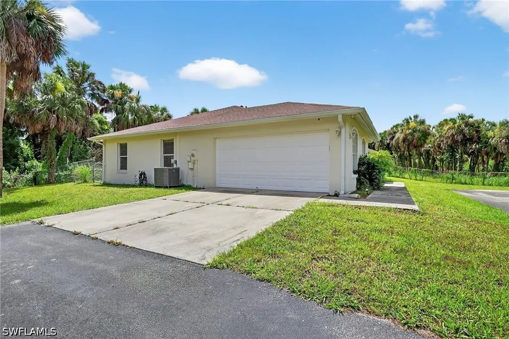 850 29th Street SW Naples FL 34117