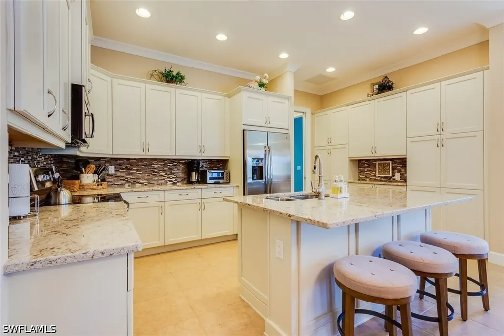 7096 Dominica Drive Naples FL 34113