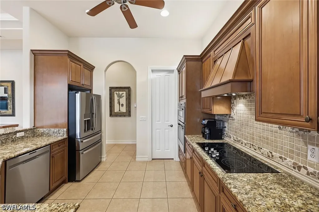 8907 Shenendoah Circle Naples FL 34113