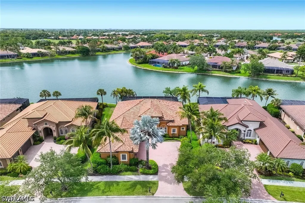 8907 Shenendoah Circle Naples FL 34113