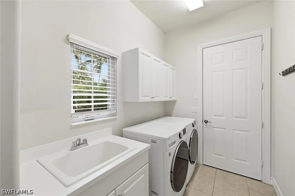 8907 Shenendoah Circle Naples FL 34113