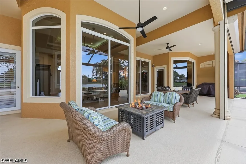 8907 Shenendoah Circle Naples FL 34113