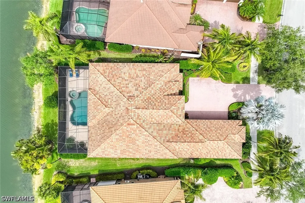 8907 Shenendoah Circle Naples FL 34113