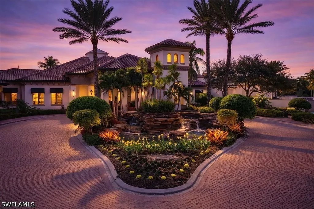 8907 Shenendoah Circle Naples FL 34113