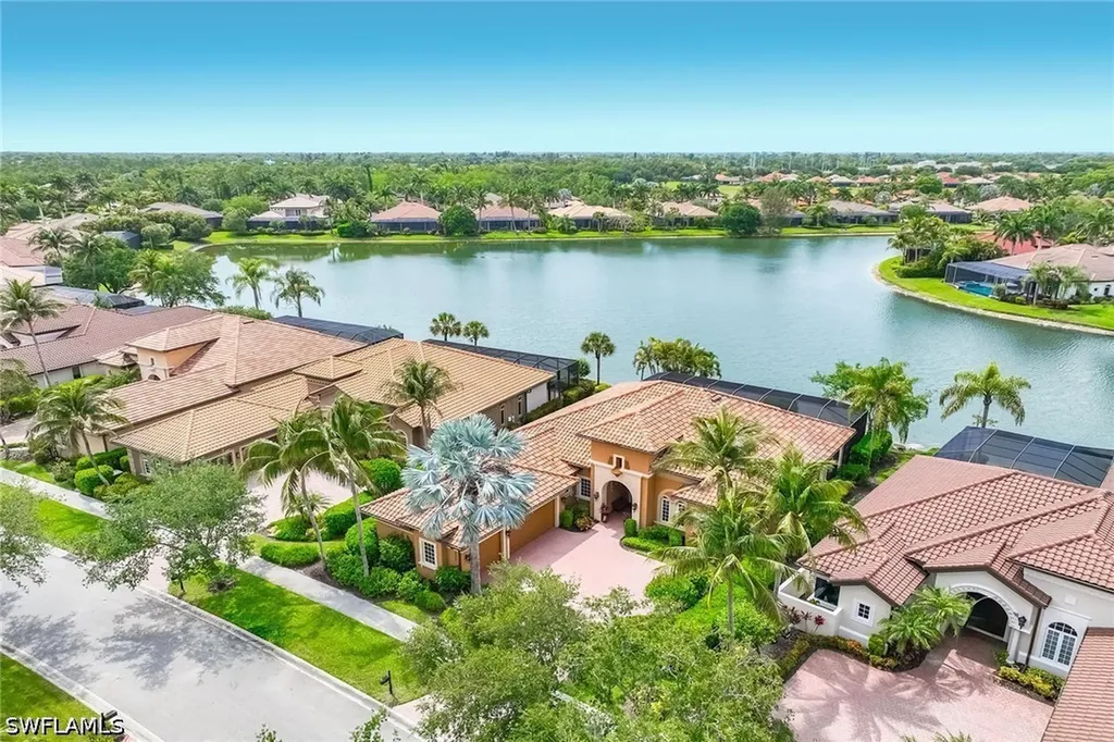 8907 Shenendoah Circle Naples FL 34113
