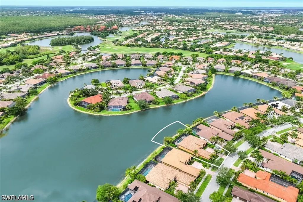8907 Shenendoah Circle Naples FL 34113