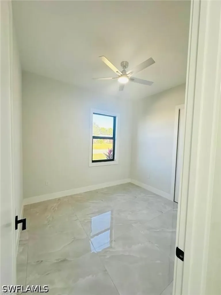 3905 23rd Street SW Lehigh Acres FL 33976