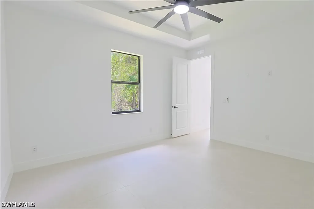 613/615 W 12th Street Lehigh Acres FL 33972