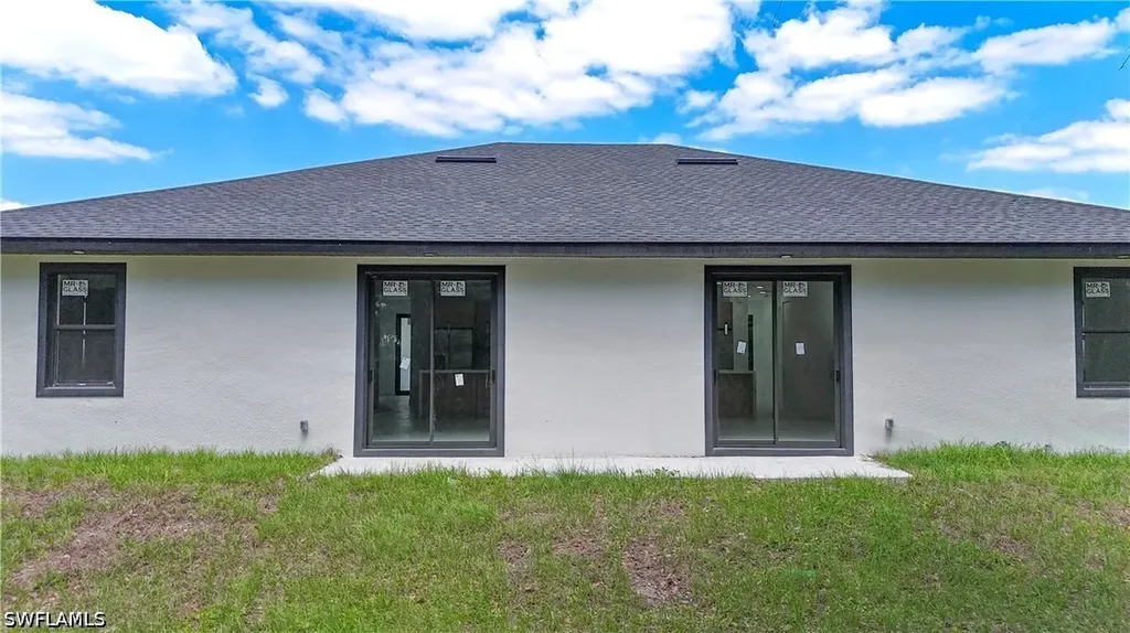 613/615 W 12th Street Lehigh Acres FL 33972